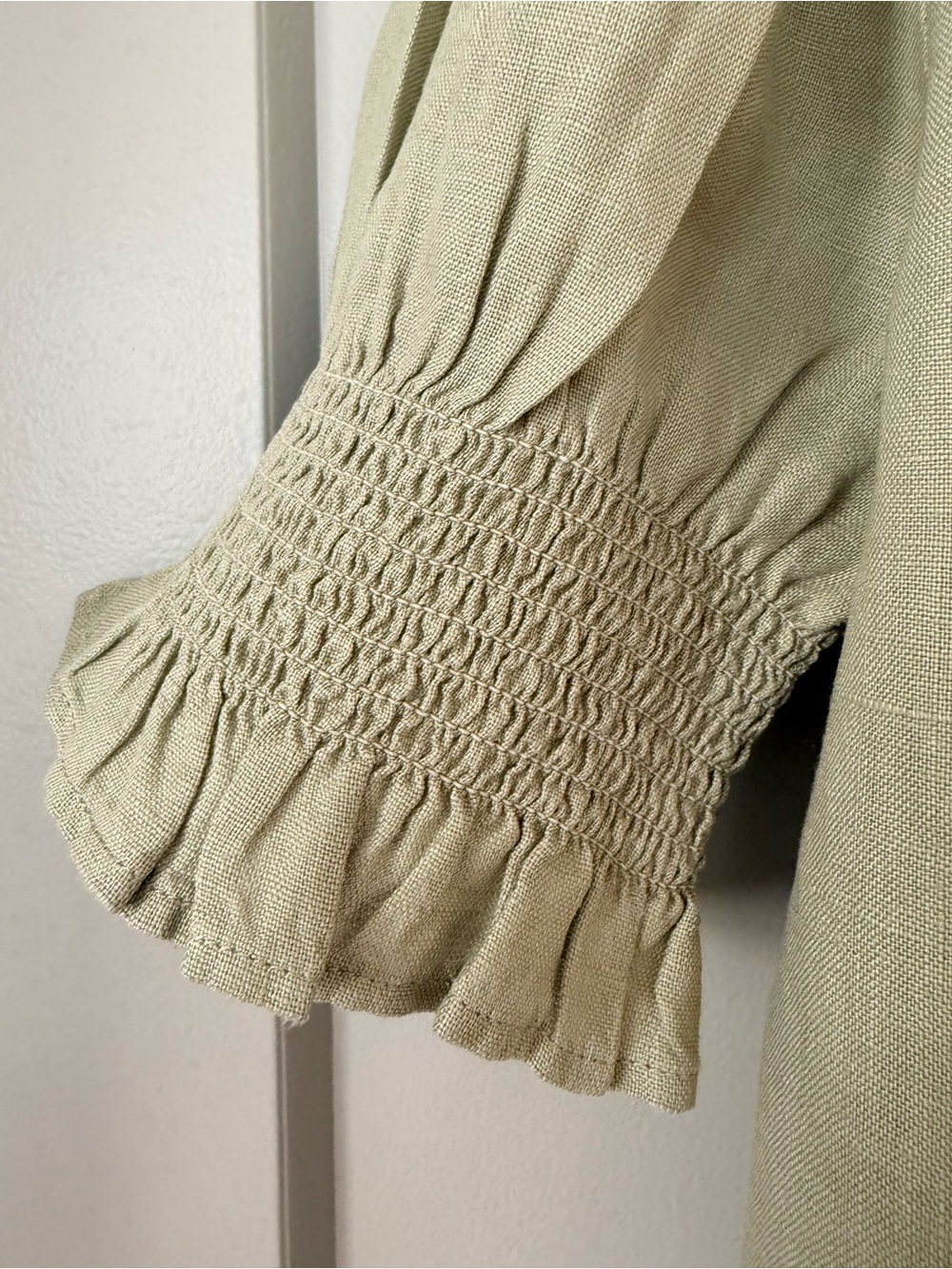 J. Crew Women’s Pistachio Smocked Puff Sleeve Linen Top - Picture 6 of 7